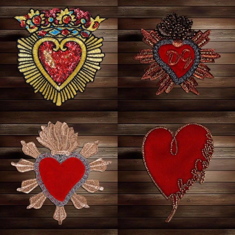 

2piece Beaded Heart Design Fabric Patches Applique Mini Badges Scapbooking Clothes Bags Decorated DIY Sewing Supplies