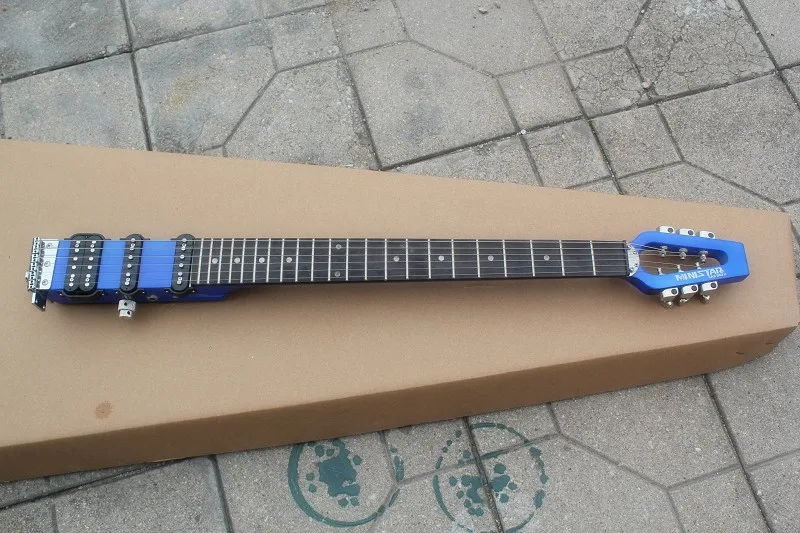 2016 Ministar portable travel's mini electric guitar, with 2 single ,1