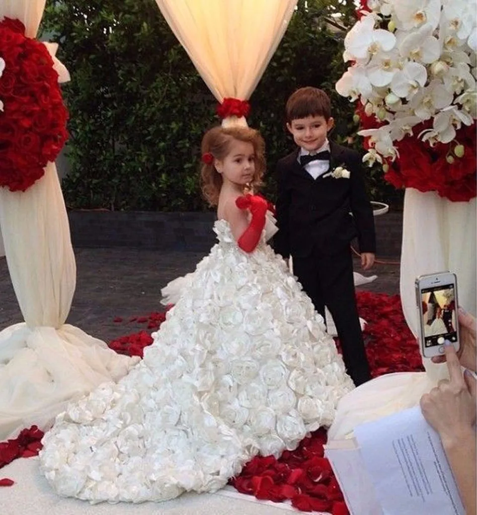 

Fascinating Ball Gown for Prom for Girls Pearl Luxury Open Back Spaghetti Straps Court Train Rosette Little Girl Wedding Gowns