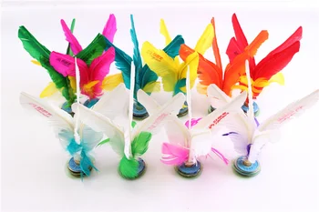 

40pcs kicking shuttlecock game training shuttlecock goose feather natural rubber sole Kikbo Kick Shuttlecocks China Jianzi