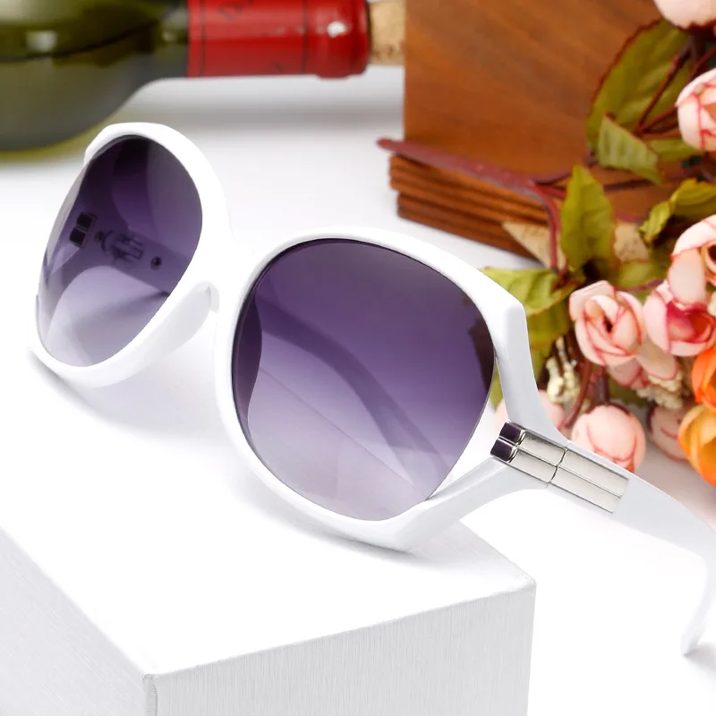 

KRMDING Sunglasses female designer brand glasses luxury glasses frame summer elegant ladies sunglasses UV 400 female sunglasses