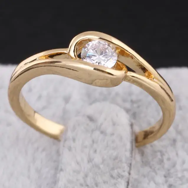 GUSSIARRO Free Shipping Round CZ Fashion Jewelry  Yellow Gold-Color White Cubic Zirconia Cute Wedding Ring for Women