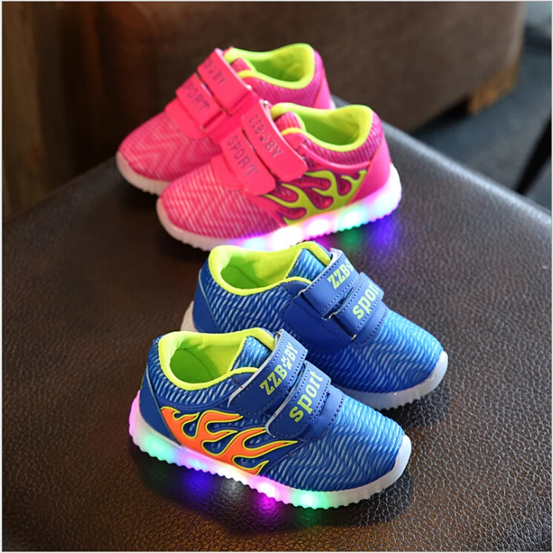 New Boys Shoes Children Shoes With Light Led Kids Shoes Luminous Glowing Sneakers Baby Toddler Boys Girls Shoes LED