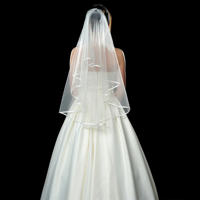 

Simple Bridal Veil Short Tulle White Ivory Two Layers Wedding Veils Ribbon Edge with Hair Comb for Wedding Party Accessories