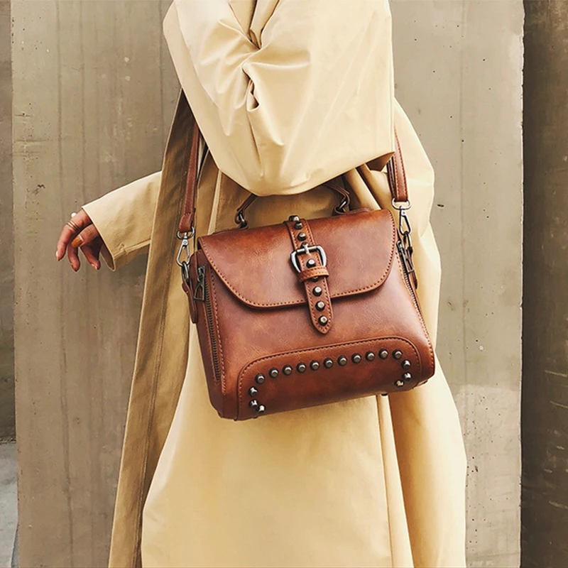 

Fashion Women Messenger Bags 2019 Vintage Leather Crossbody Bags For Women Famous Brand Rivet Handbags Luxury Women Shoulder Bag