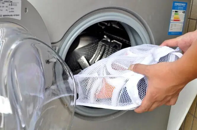 

Nylon Washing Mesh Bag Shoes Laundry Net Hanging Wash Machine Shoes Bag Cleaner