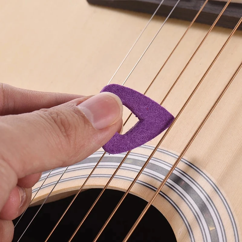 

STARWAY 8pcs 3.5mm Guitar Picks Synthetic Soft Fiber Guitar Picks Heart Shaped Ukulele Guitar Mix Picks (Random Color Delivery)