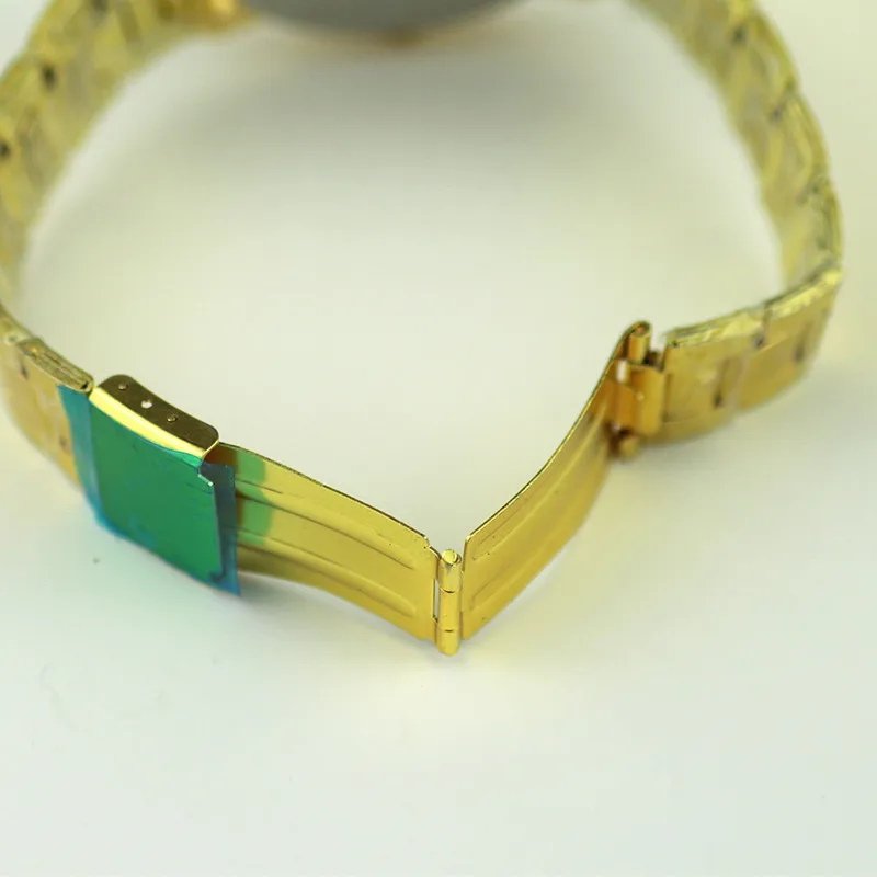 New-Brand-3-Eyes-Gold-Geneva-Casual-Quartz-Watch-Women-Stainless-Steel-Dress-Watches-Relogio-Feminino (5)