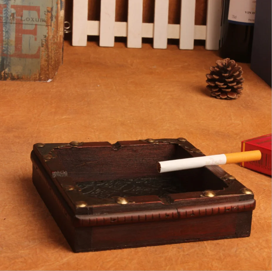 

Natural Wood Ashtray Handmade Cigarette Cigar Tobacco Smoking Ash Tray Case For KTV Restaurant Bar Home Office