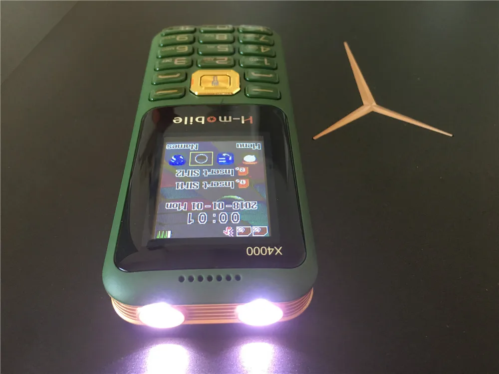 H Mobile X4000 телефон две sim карты Bluetooth фонарик MP3 MP4 FM камера большой рог 1 8 дюймов