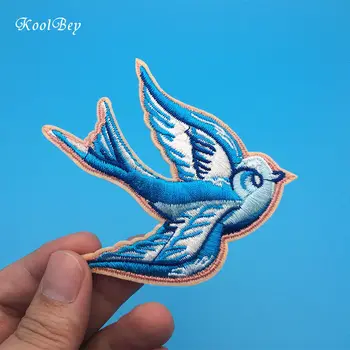 

100pcs/lot Flying the Blue Bird Patch Embroidery Iron On Patches For Clothes Dresses DIY Accessory SC3287