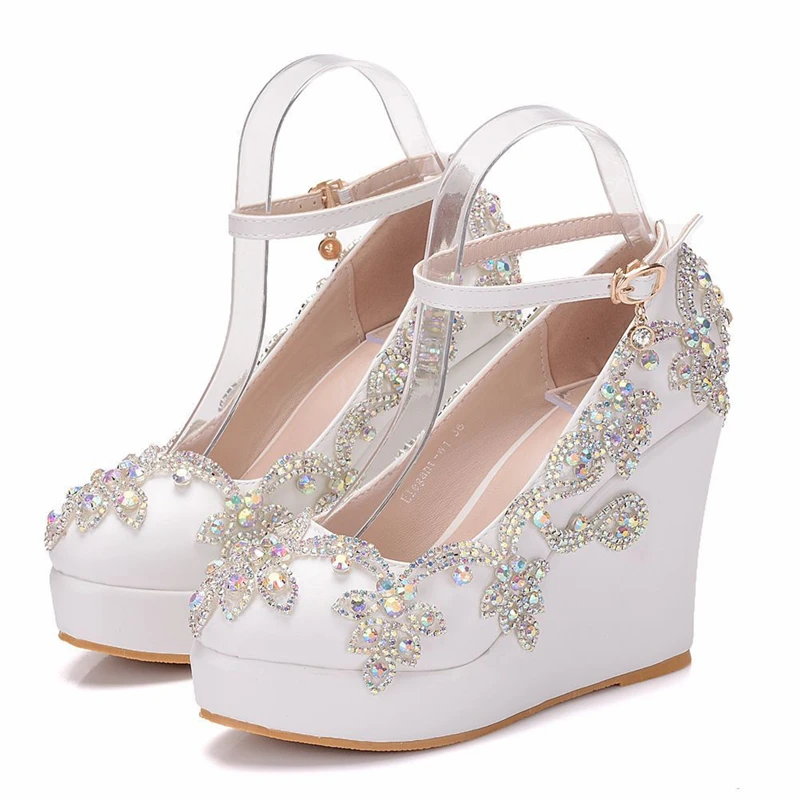 white wedge pumps women's