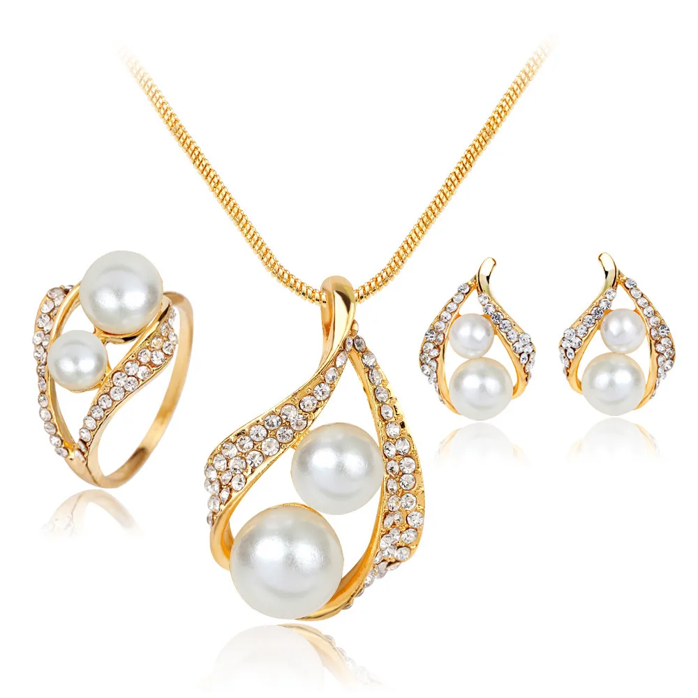 

European and American popular explosive Earring Necklace Ring pearl three-piece fashion simple bride pearl suit