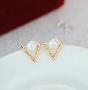 

2019 design fashion brand jewelry simple Triangle Geometry stud earing gold Metal earring for women