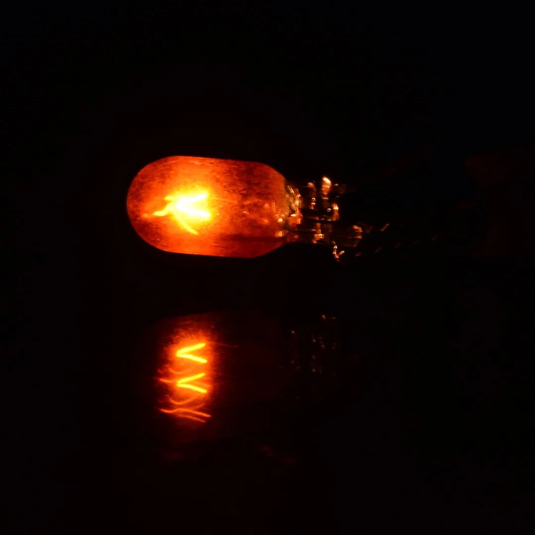 10pcs/set T10 168/W5W Halogen Lights Amber/Orange 12V 5W Wedge Lamp Instrument Light Reading Light