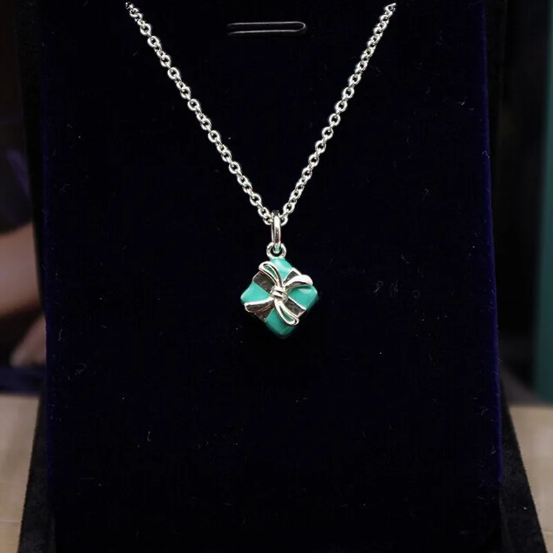 

Elegant 100% Original Design Gift box Charm pendant necklace Women in sterling silver 925 Blue Enamel With Original Box 17" gift