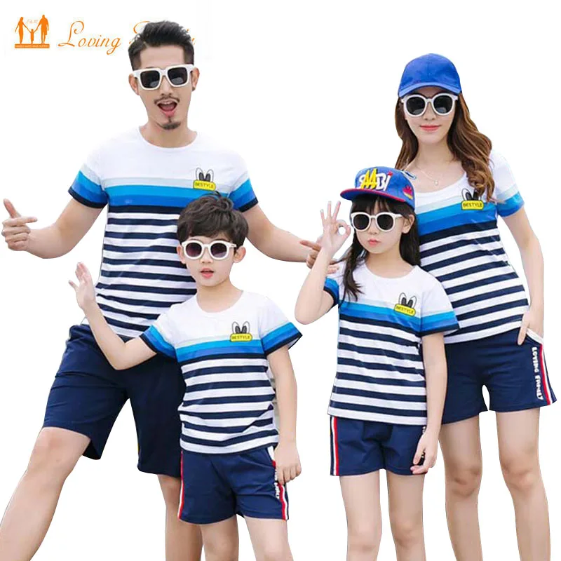 

Family Clothing Fashion Striped T shirt Shorts set Mother Daughter Clothes Family Matching Outfits Father Son Clothes Set