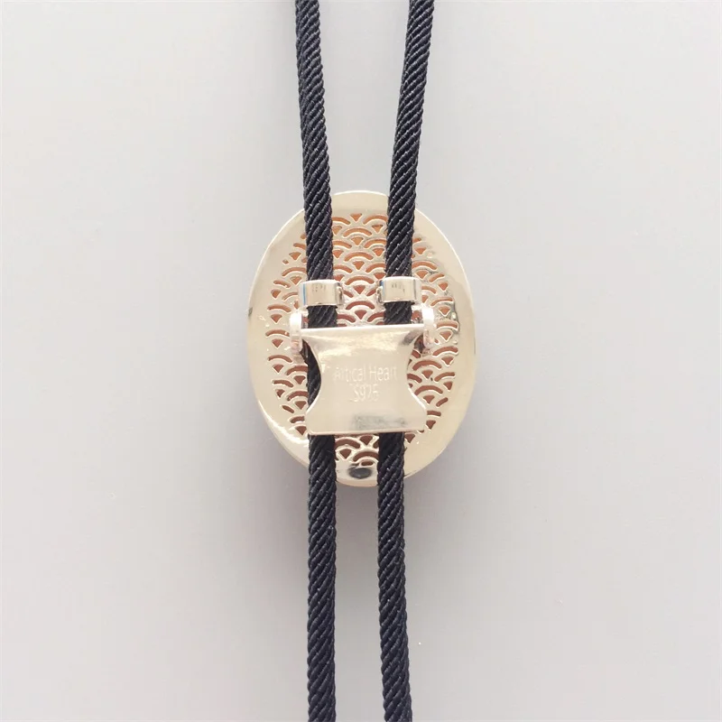 Рисунок 2 - Женское винтажное ожерелье из серебра