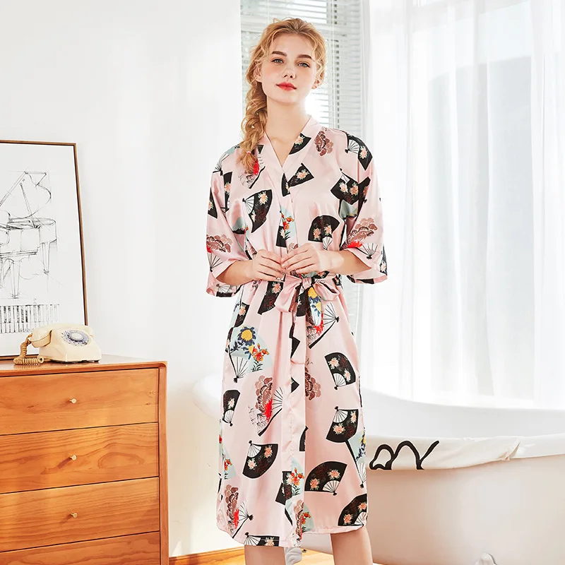 

Female Sexy Satin Robe Rayon Kimono Yukata Night Dress Gown Printed Flower Nightgown Sleepwear Elegant Bride Wedding Robes NR071