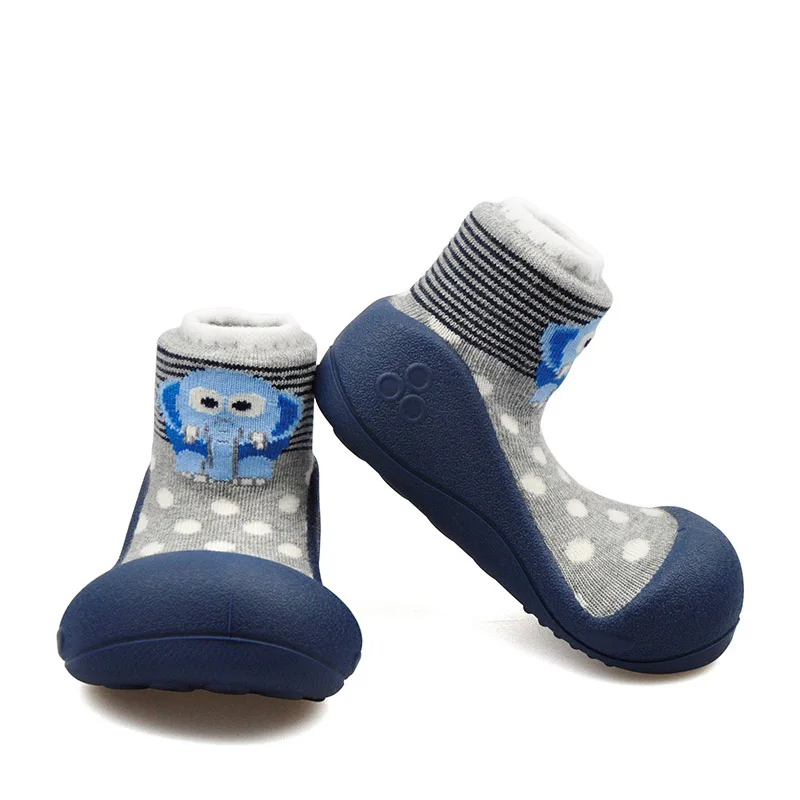 Модная обувь для маленьких девочек и мальчиков мягкие удобные нескользящие Дышащие носки для первых шагов обувь для малышей 11,5 см/12,5 см/13,5 см