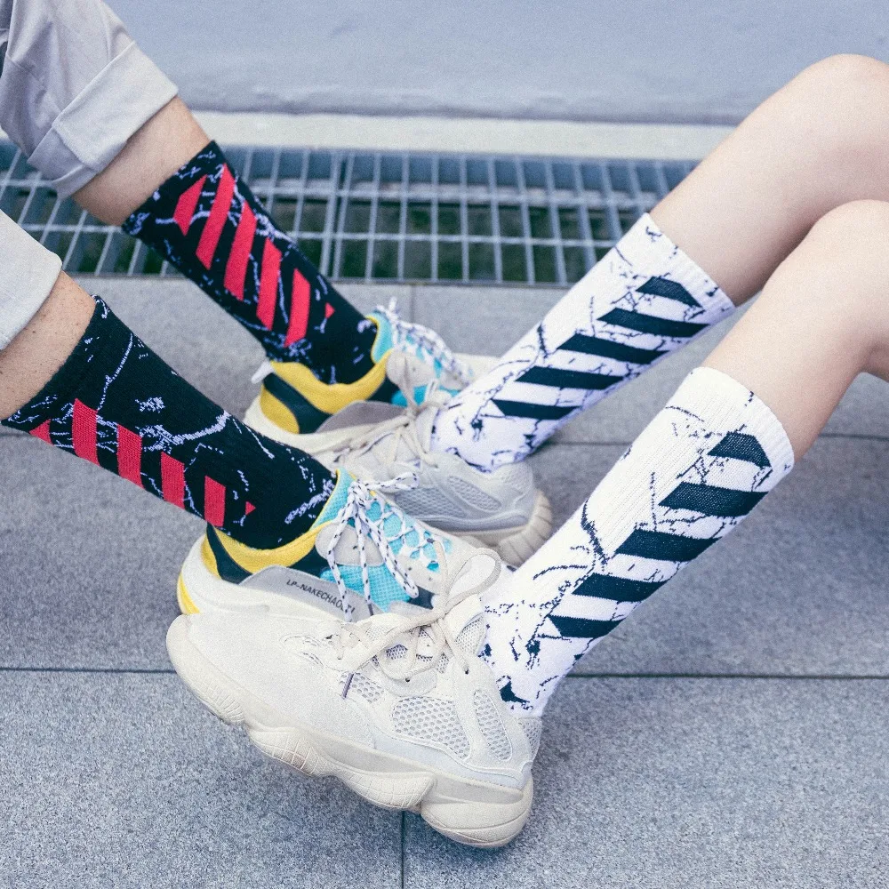 بارد الهيب هوب الشارع لوح التزلج الجوارب الخريف الشتاء طويل الرجال شخصية الجوارب الذكور المد الجانب شريط طويل القامة القطن الطاقم زوجين soc بارد الهيب هوب الشارع لوح التزلج الجوارب الخريف الشتاء طويل الرجال شخصية الجوارب الذكور المد الجانب شريط طويل القامة القطن الطاقم زوجين soc