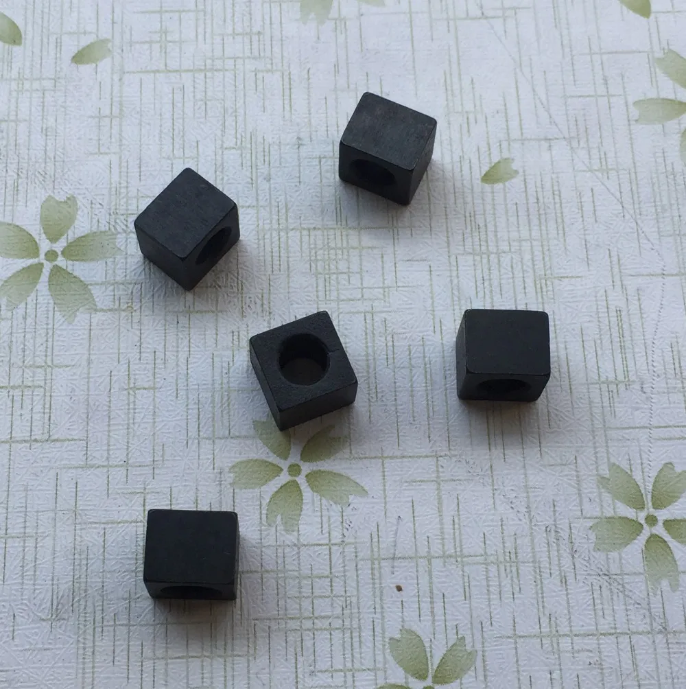 2 (4)