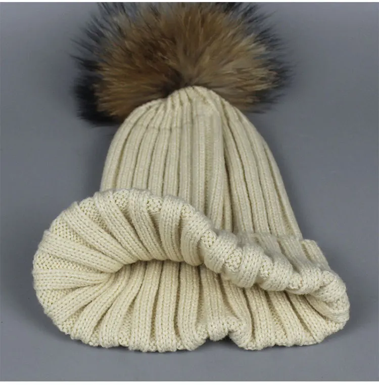 Зимняя теплая вязаная шапочка, шарф, шапка и перчатки, наборы, шарфы, натуральный мех енота, помпоны, модная шапка, шарф, набор для женщин, Skullies