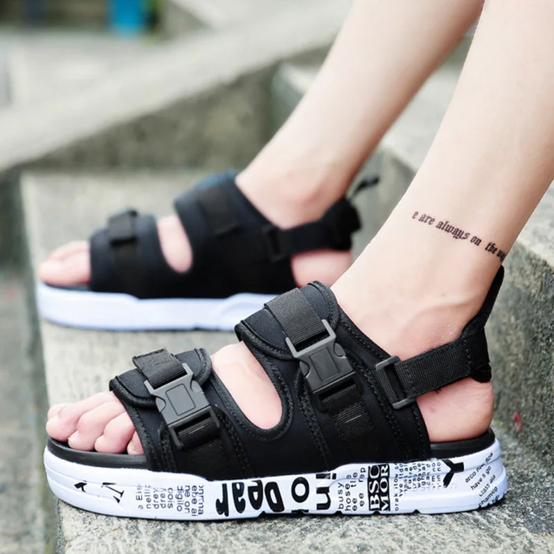 

SHOEMER Camouflage Men Sandals Roman Shoes Summer 2019 new Waterproof Casual outdoor Male Beach shoes Breathable Casual Shoes