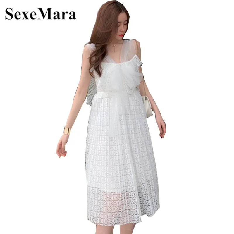 

Lace Dress Korean Version V-Neck Sweet Fresh Temperament Strap Sexy Backless Openwork Mesh Stitching Dress