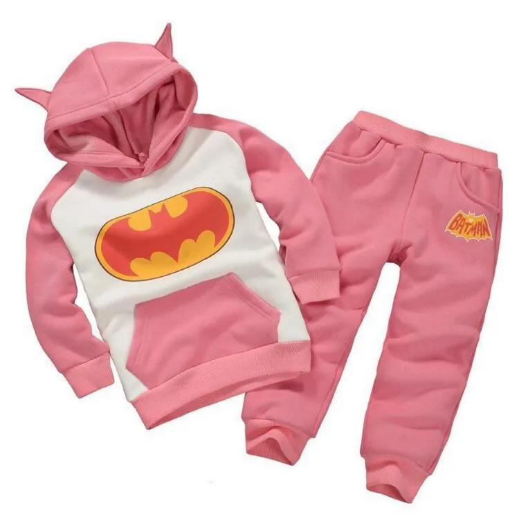 Комплекты одежды для маленьких мальчиков Осенняя хлопковая детская одежда с длинными рукавами и рисунком Бэтмена худи для мальчиков и штаны костюм для мальчиков Одежда для детей