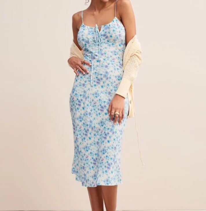 

Top Version Silk 100% Light Blue Floral Print Strap Dress - 2019ss Spaghetti Strap Blue Floral Printed Slim Midi Long Dress
