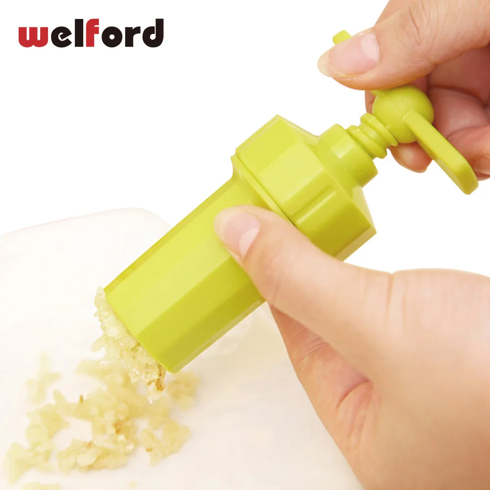 1PC Multi Functional Plastic Yellow Garlic Presses Kitchen Mini Gadgets