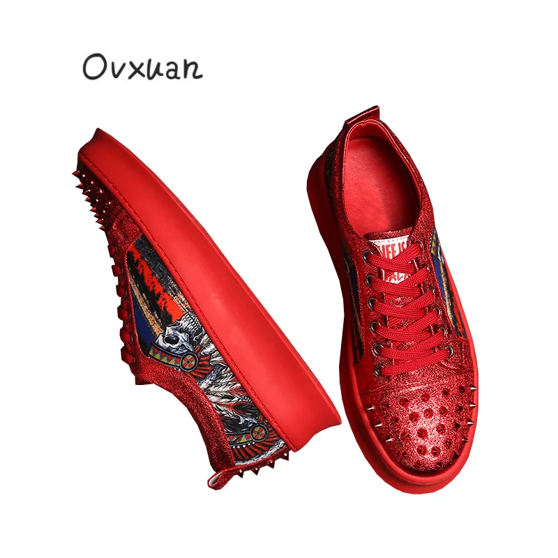 Роскошные Брендовые мужские кроссовки в стиле панк с металлическими заклепками; повседневные кроссовки на платформе; модные модельные Лоферы для выпускного; Sapato Masculino - Цвет: Красный