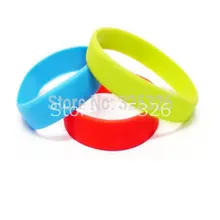 Силиконовые браслеты резины браслет пользовательские браслеты/браслет/ремешок принять логотип текст wordsimprint дешевые Акция группы