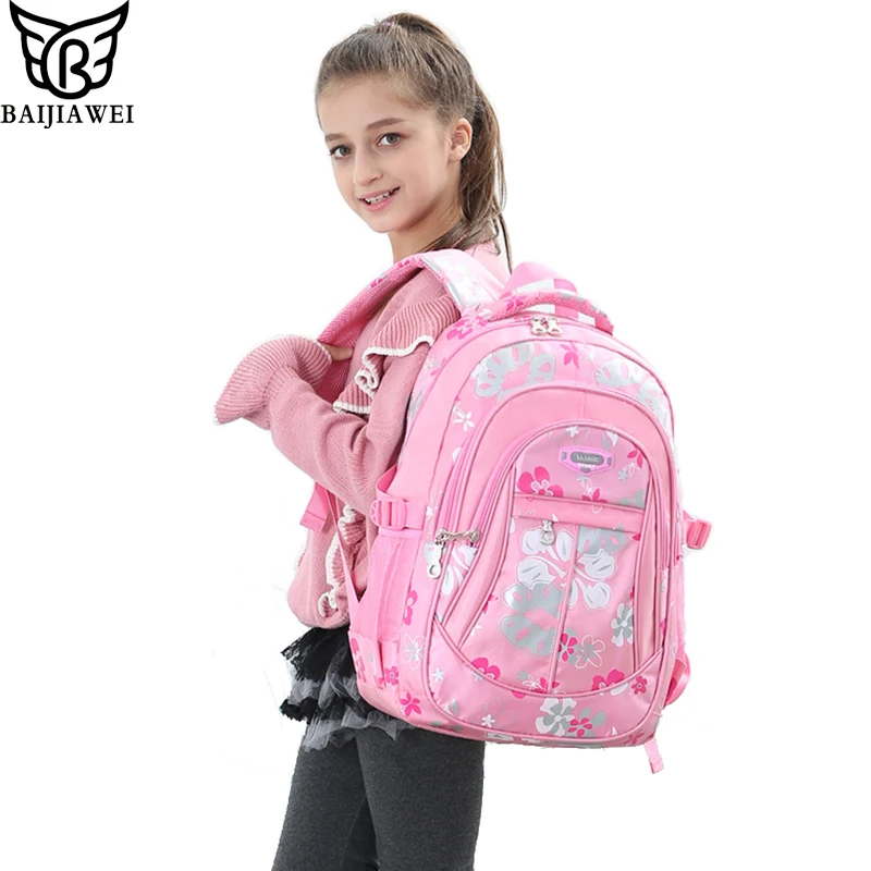 kid with school bag