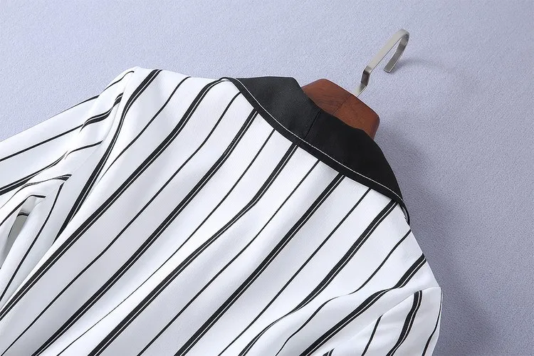 Women New Runway Designer Suit Sets Striped Blazer Suits 3/4 Sleeve Sash Elegant Office Blazer Shorts Suits Women New Runway Designer Suit Sets Striped Blazer Suits 3/4 Sleeve Sash Elegant Office Blazer Shorts Suits