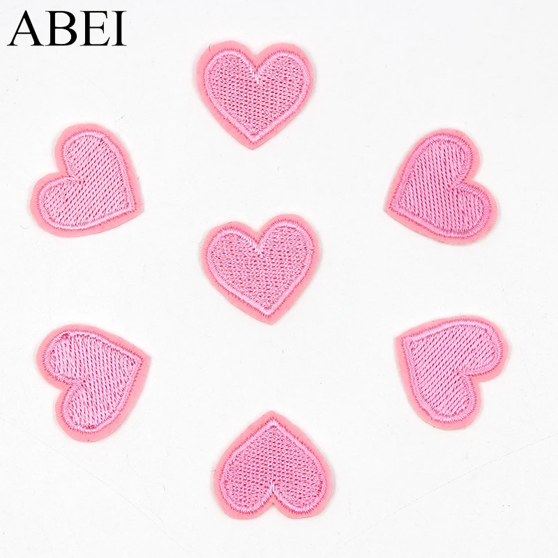 20pcs/lot Embroidered Pink Heart shaped Patches Iron On Small Love