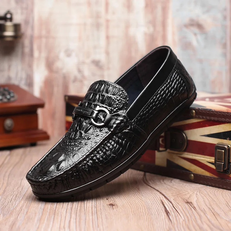 

2019 fashion luxury crocodile pattern breathable leather men's shoes Europe United States trend casual shoes lazy shoes men