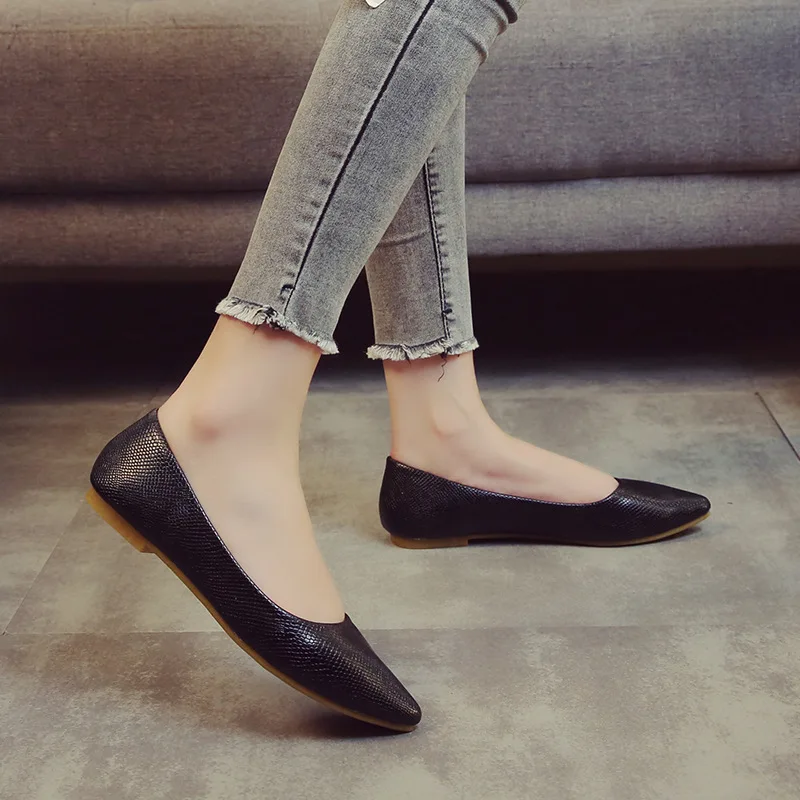 Silentsea/повседневные женские туфли на плоской подошве без застежки; женские тонкие туфли на низком каблуке с острым носком; большие размеры 34-42