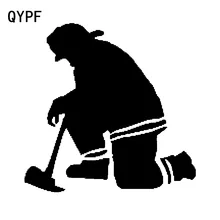 QYPF 15,5 см * 15,3 см пожарный на коленях для спасательных способов устают виниловые яркие автомобильные наклейки деликатная наклейка C18-0911