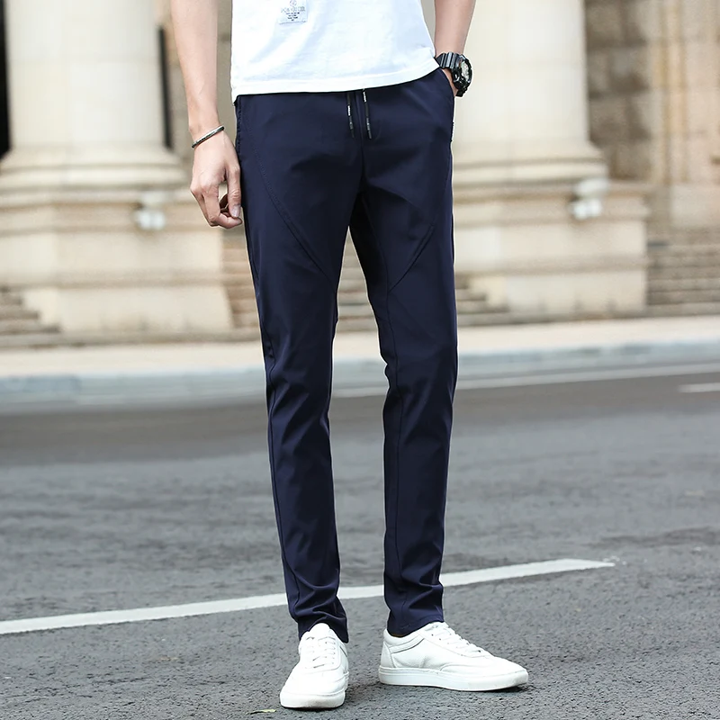 casual joggers outfit