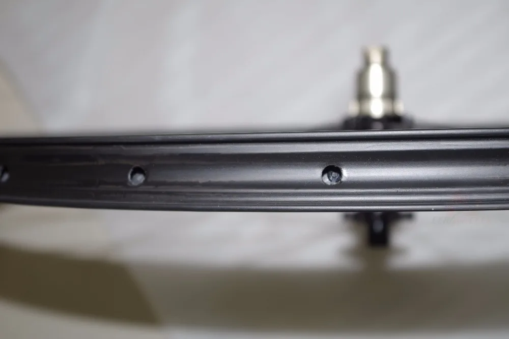 mountain bike carbon wheelset asymmetrical