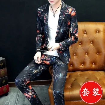

In the spring of 2020 men 's suit of design and color handsome two - piece tide leisure small suit