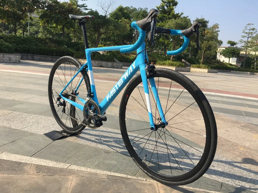Clearance 700C carbon Road Complete Bike 22 Speed 105 5800 Groupset TAIWAN brand light blue sky FASTERWAY CLASSIC D brake 49/52/54/56/58 10 Clearance 700C carbon Road Complete Bike 22 Speed 105 5800 Groupset TAIWAN brand light blue sky FASTERWAY CLASSIC D brake 49/52/54/56/58 10