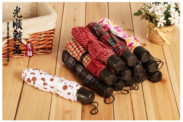 2016 Portable Nice Couples Color Umbrella Three Fold umbrellas for rain shadow Automatic umbrella parasol London | Дом и сад