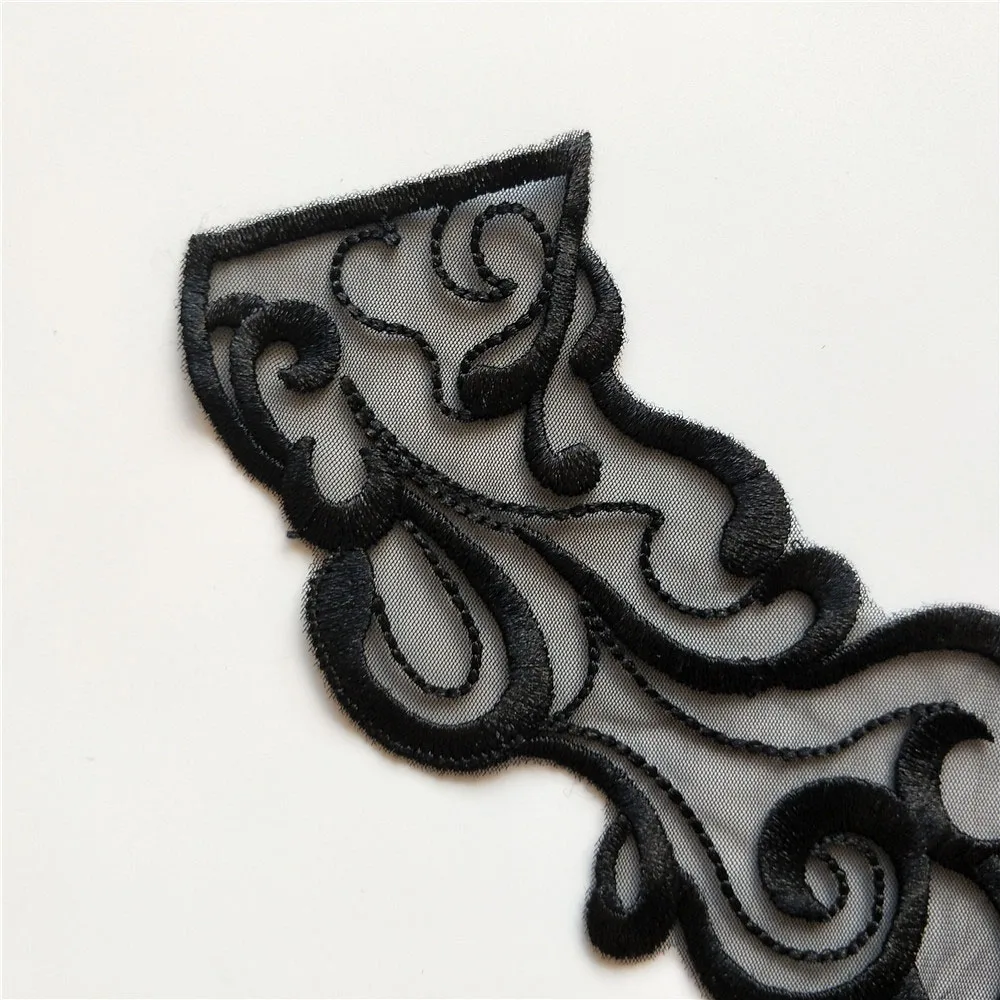 New White/Black Embroidery Venise Neckline Lace Collar Costume Dress Fine Applique Motif Dress Fabric DIY Sewing Accessories