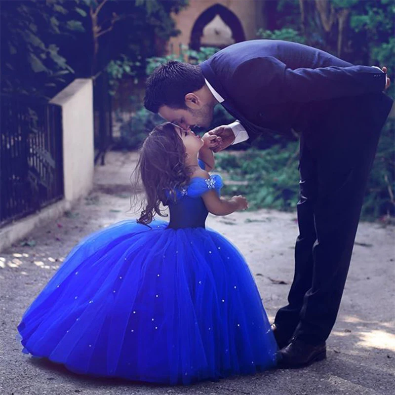 Flower Girls Dress New 2017 Girls Clothes Wedding Dress Blue V-Neck Sleeveless Bridesmaid Girls Dresses For Party Prom IY16 Flower Girls Dress New 2017 Girls Clothes Wedding Dress Blue V-Neck Sleeveless Bridesmaid Girls Dresses For Party Prom IY16