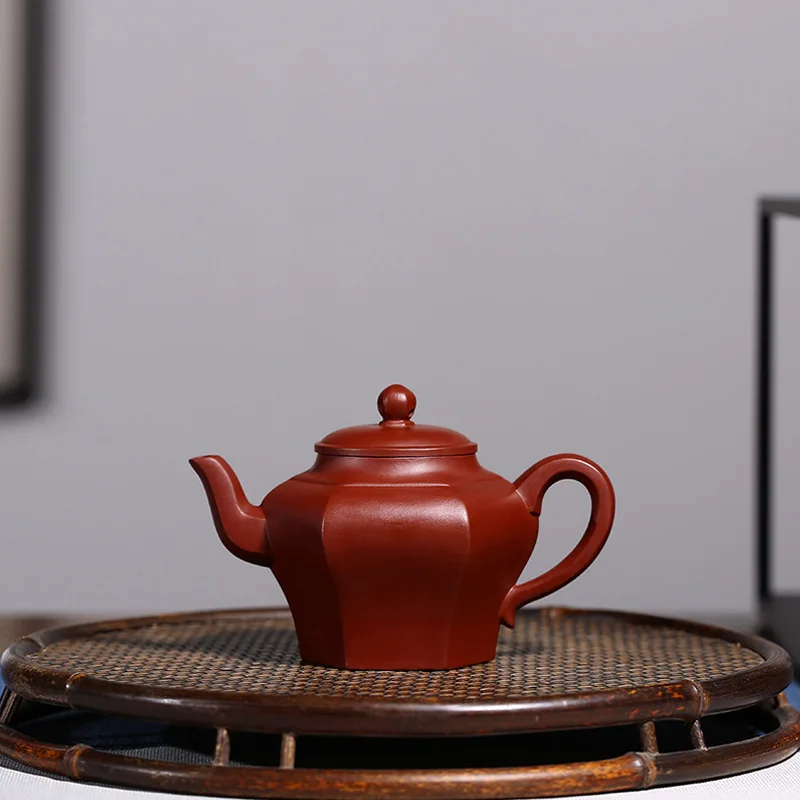 

Quality Goods Famous Full Manual Kettle Raw Ore Bright Red Robe Six Square Palace Lantern Kettle Kungfu Online Teapot Tea Set