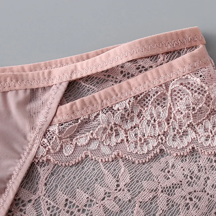 4402744786_738970139