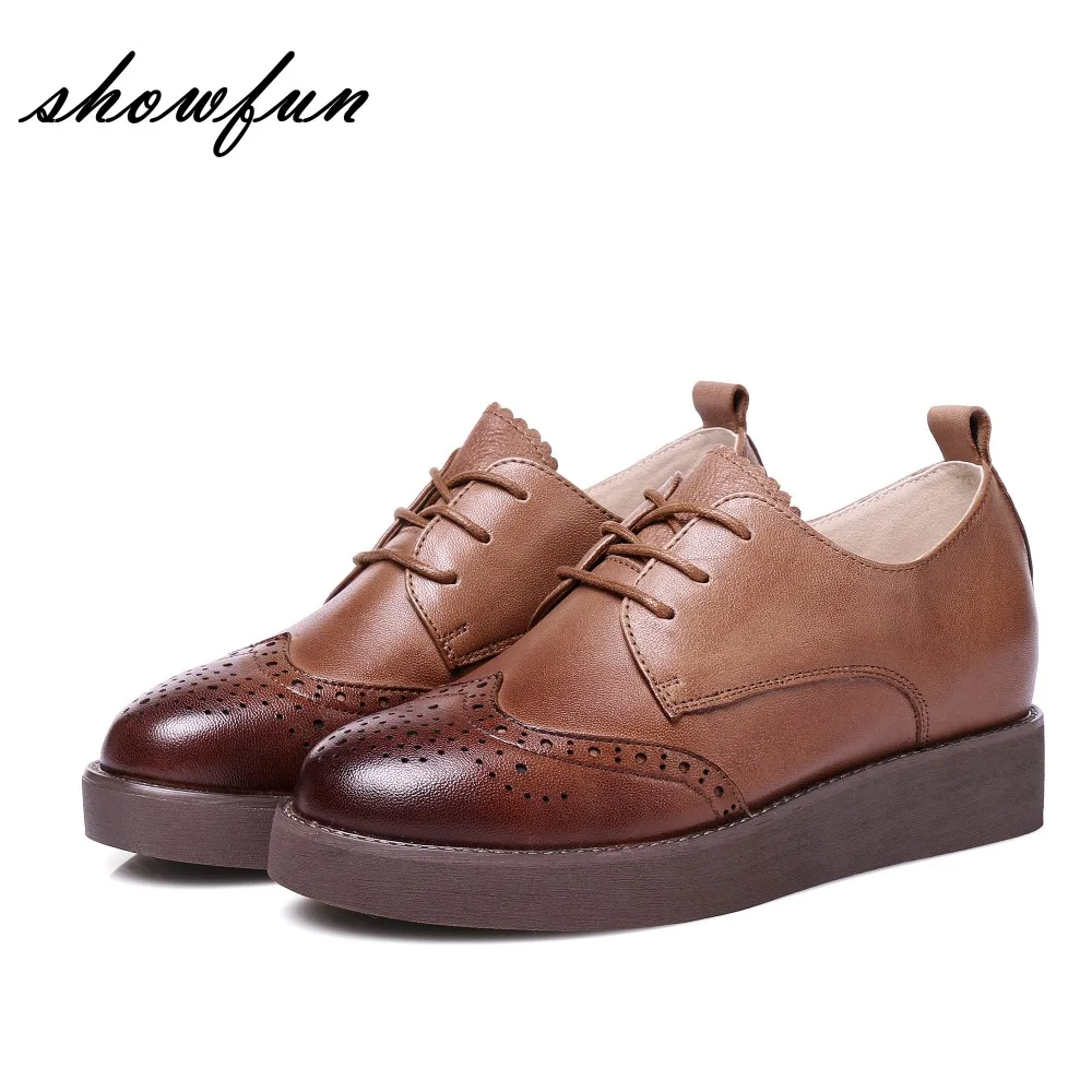 branded flat footwear for ladies